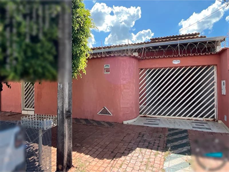 Foto 2 de 6: Casa em leilão em Uberlândia - MG, bairro Jardim Patrícia — Casa - Uberlândia - MG