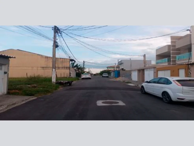 Foto 5 de 9: Casa em leilão em Macaé - RJ, bairro Verdes Mares — Casa - Macaé - RJ