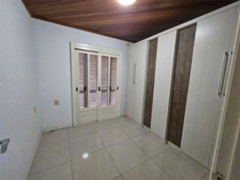 Foto 12 de 63: Casa em leilão em Canoas - RS, bairro Estradaância Velha — Casa - Canoas - RS