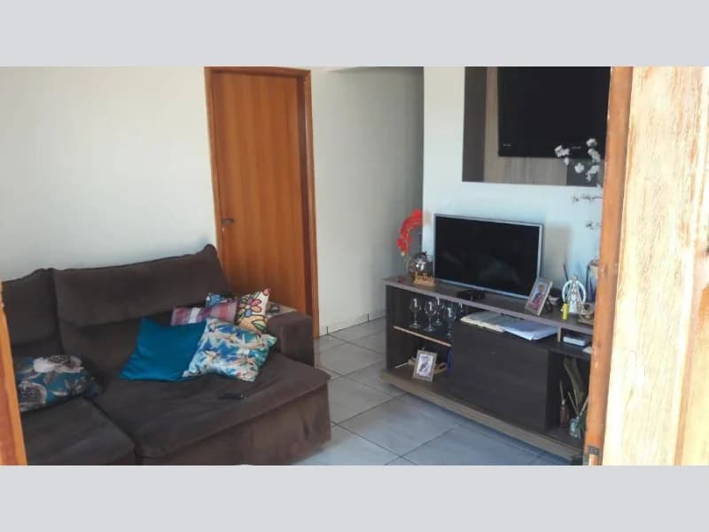 Foto 6 de 27: Casa em leilão em São Carlos Do Ivaí - PR, bairro Centro — Casa - São Carlos do Ivaí - PR