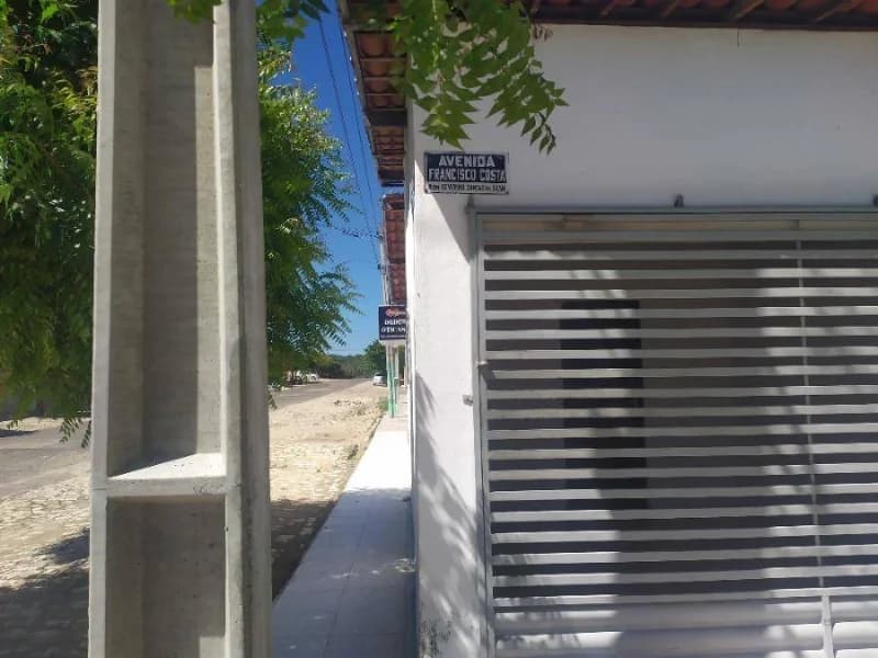 Foto 7 de 10: Casa em leilão em Lucrécia - RN, bairro Centro — Casa - Lucrécia - RN