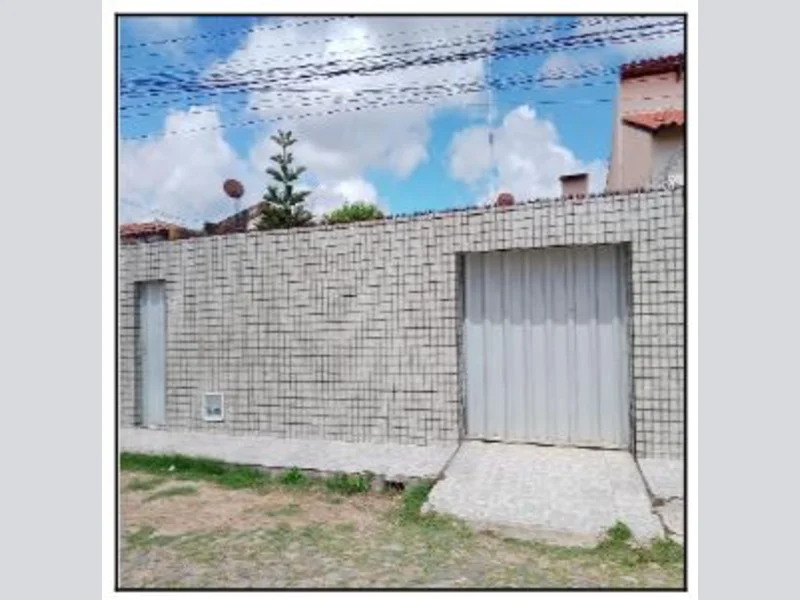 Casa em leilão em Fortaleza - CE — Casa - Fortaleza - CE