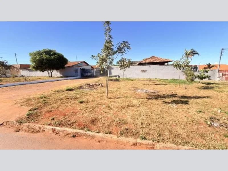Casa em leilão em Planaltina - GO — Casa - Planaltina - GO