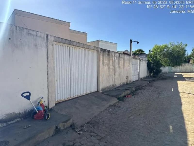 Casa em leilão em Januária - MG — Casa - Januária - MG