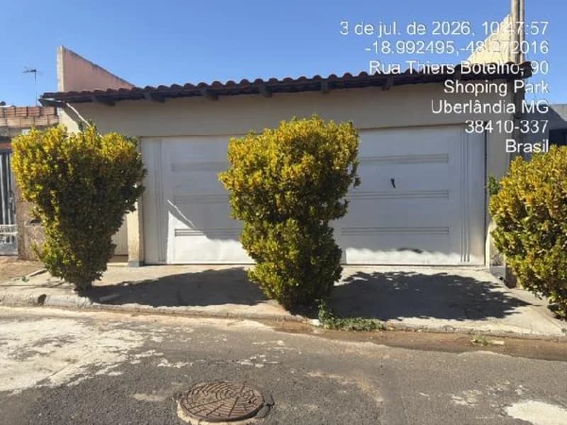 Casa em leilão em Uberlândia - MG — Casa - Uberlândia - MG