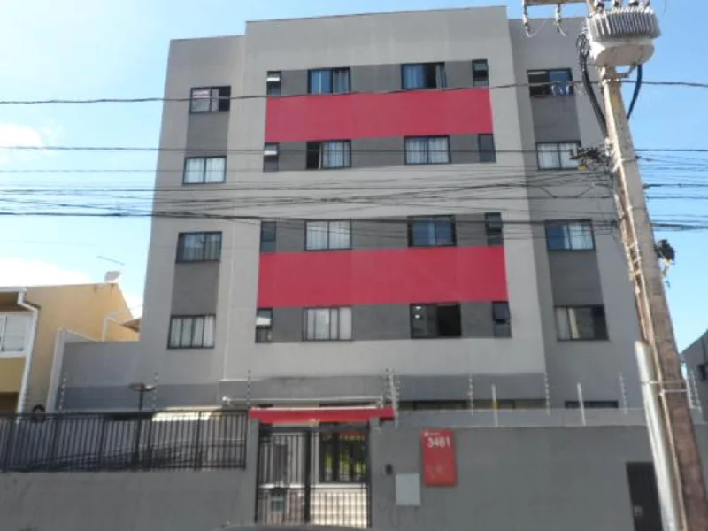 Apartamento em leilão em Curitiba - PR — Apartamento - Curitiba - PR