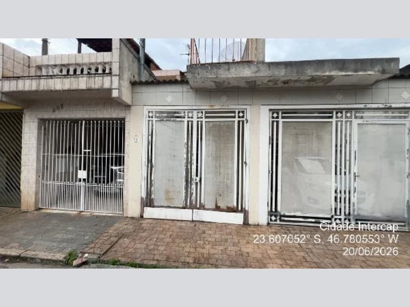 Casa em leilão em Taboão Da Serra - SP — Casa - Taboão da Serra - SP