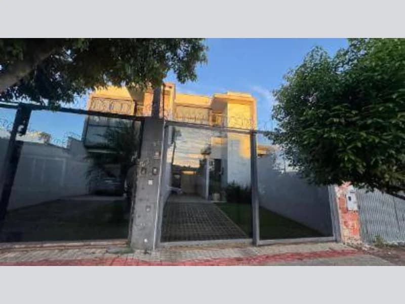 Foto 3 de 3: Casa em leilão em Londrina - PR, bairro Loteamento Chamonix — Casa - Londrina - PR