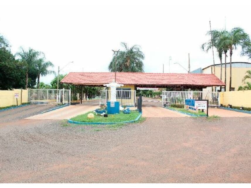 Casa em leilão em Araçatuba - SP — Casa à venda em leilão