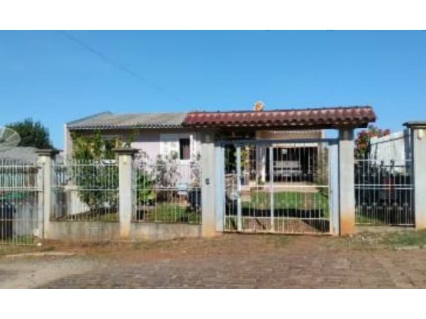 Casa em leilão em Lagoa Vermelha - RS — Casa à venda em leilão