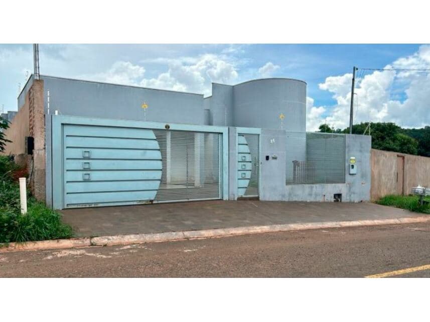 Casa em leilão em Cassilândia - MS — Casa à venda em leilão