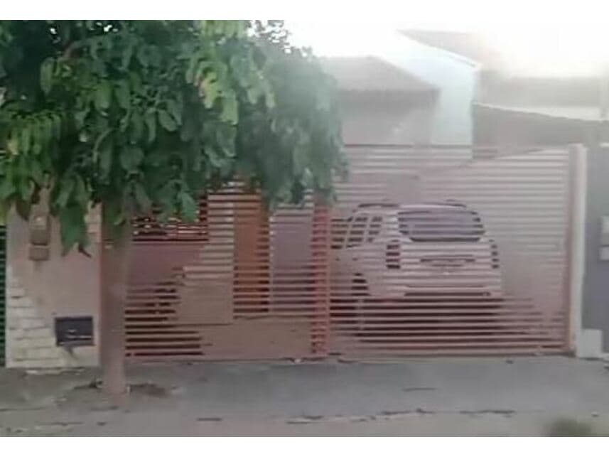 Casa em leilão em Luís Eduardo Magalhães - BA — Casa à venda em leilão