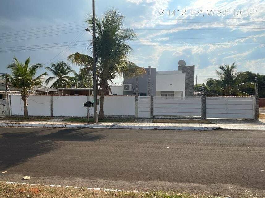 Casa em leilão em Água Boa - MT — Casa à venda em leilão