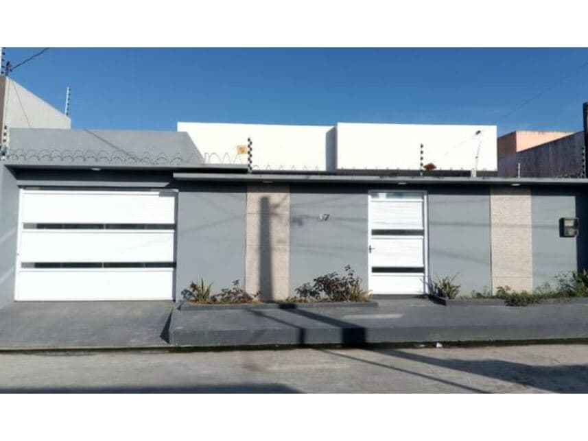 Casa em leilão em Bragança - PA — Casa à venda em leilão