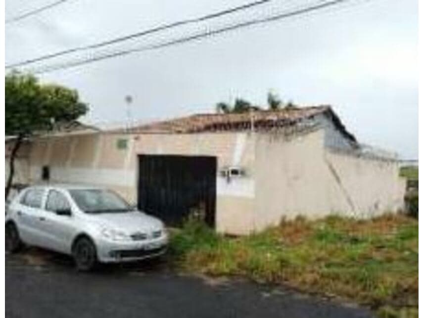 Casa em leilão em Gaspar - SC — Casa à venda em leilão
