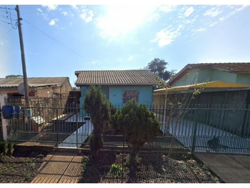 Casa em leilão em Pinhão - PR — Casa à venda em leilão
