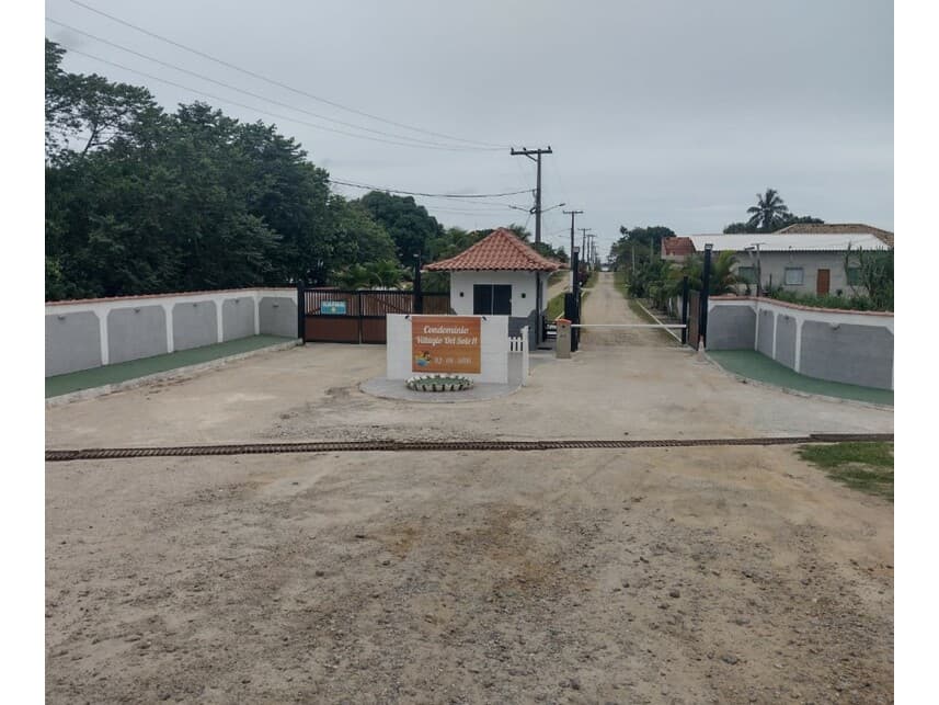 Casa em leilão em Saquarema - RJ — Casa à venda em leilão