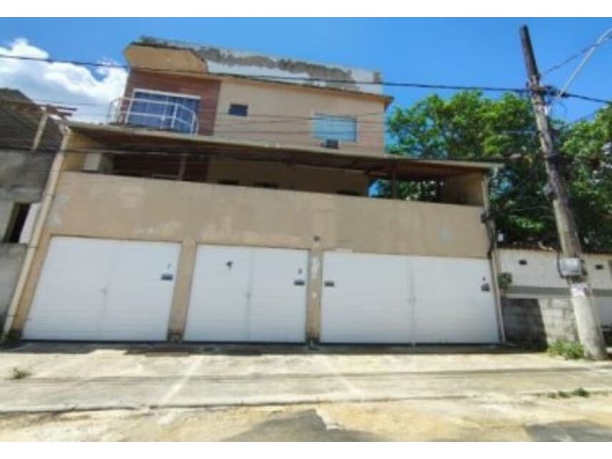 Casa em leilão em Queimados - RJ — Casa à venda em leilão