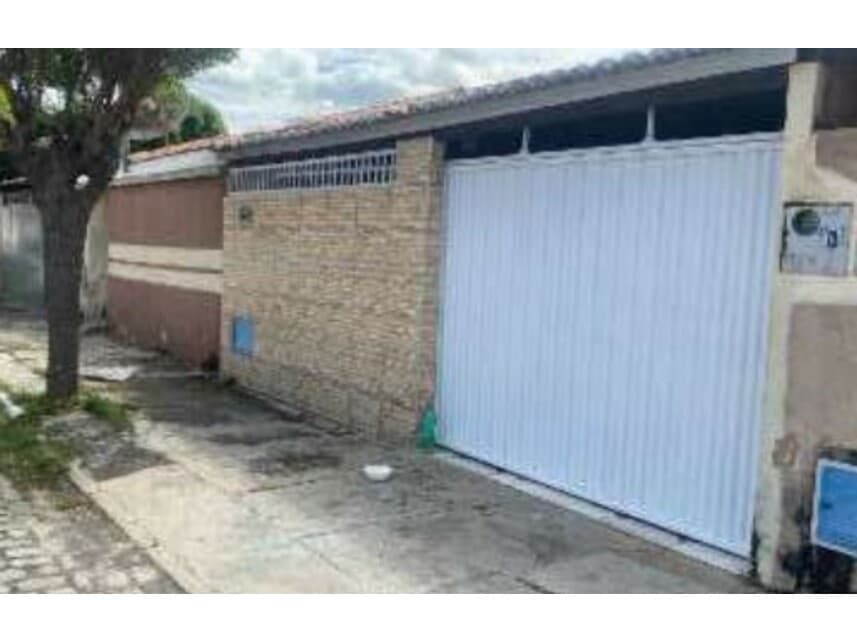 Casa em leilão em Jaguaribara - CE — Casa à venda em leilão