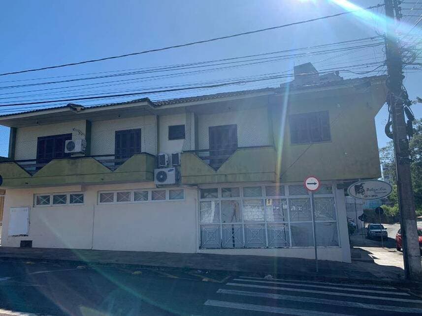 Foto 4 de 17: Apartamento em leilão em Passo Fundo - RS — Apartamento à venda em leilão