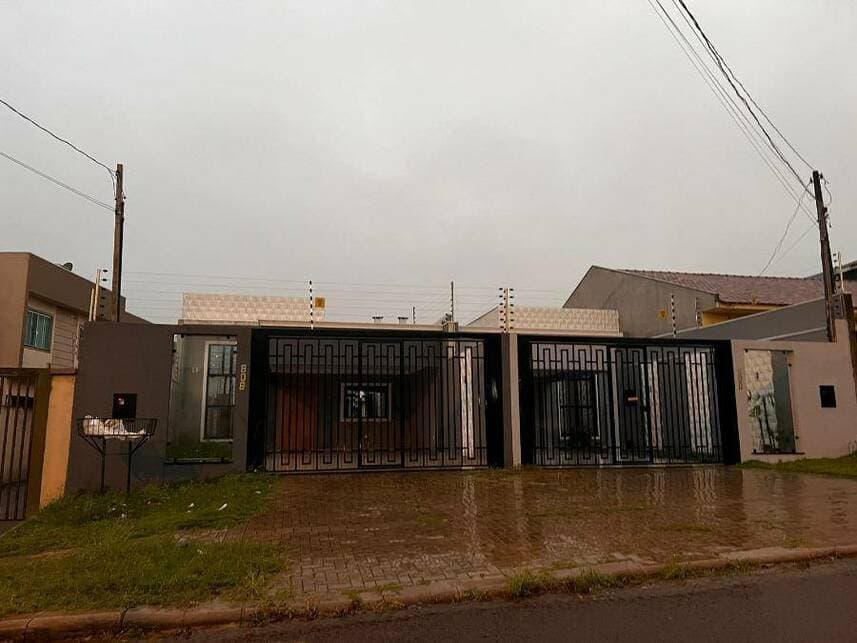 Casa em leilão em Cascavel - PR — Casa à venda em leilão