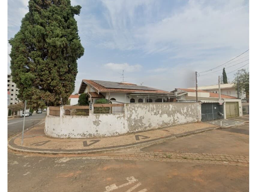 Casa em leilão em Americana - SP — Casa à venda em leilão
