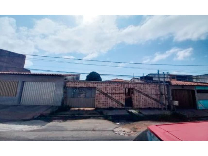 Casa em leilão em São Luís - MA — Casa à venda em leilão