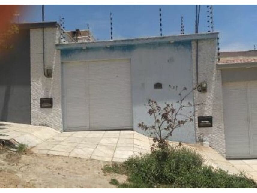Casa em leilão em Crato - CE — Casa à venda em leilão