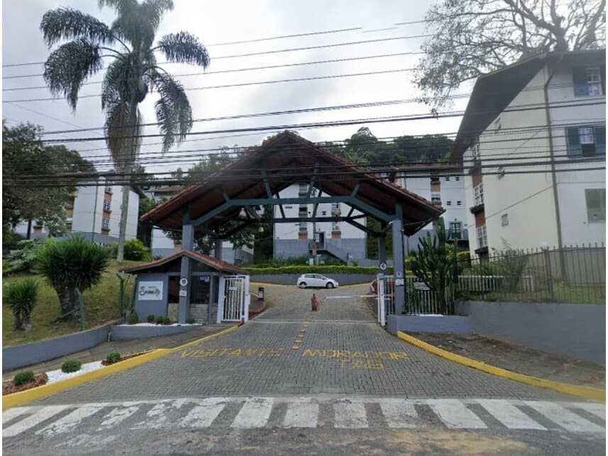 Apartamento em leilão em Nova Friburgo - RJ — Apartamento à venda em leilão