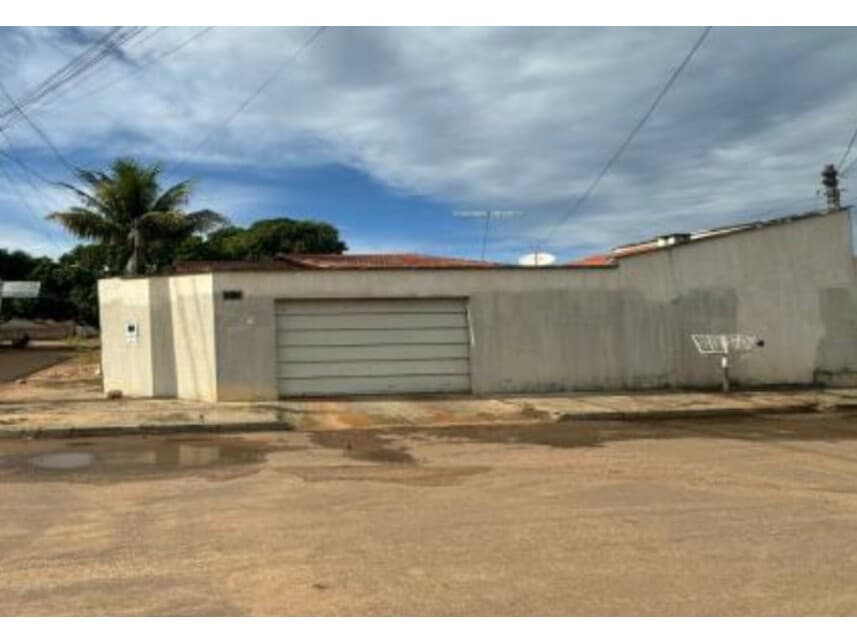 Casa em leilão em Palmas - TO — Casa à venda em leilão