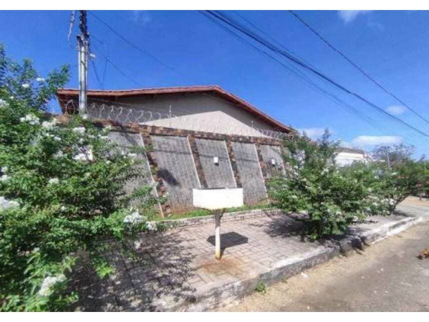 Foto 3 de 19: Casa em leilão em Edéia - GO — Casa à venda em leilão