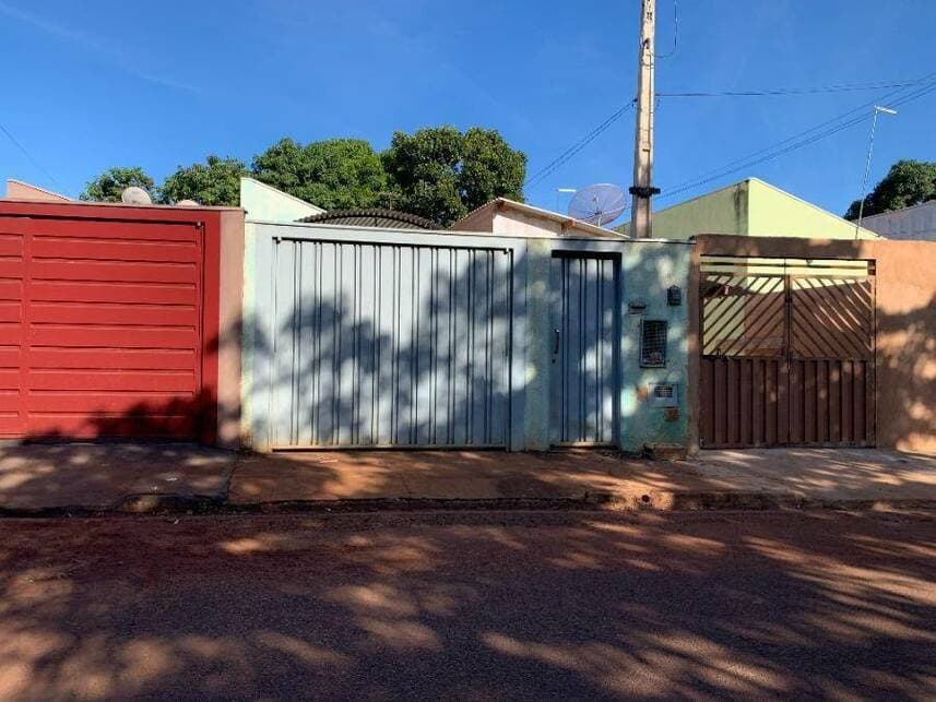 Casa em leilão em Ipuã - SP — Casa à venda em leilão