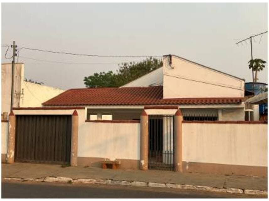 Foto 3 de 3: Casa em leilão em Arenápolis - MT — Casa à venda em leilão