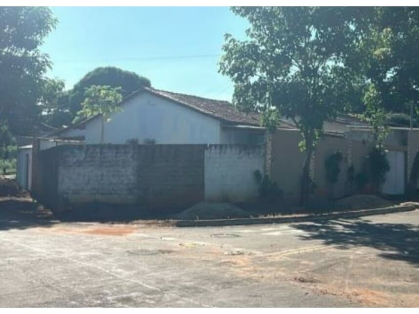 Foto 3 de 3: Casa em leilão em Trindade - GO — Casa à venda em leilão