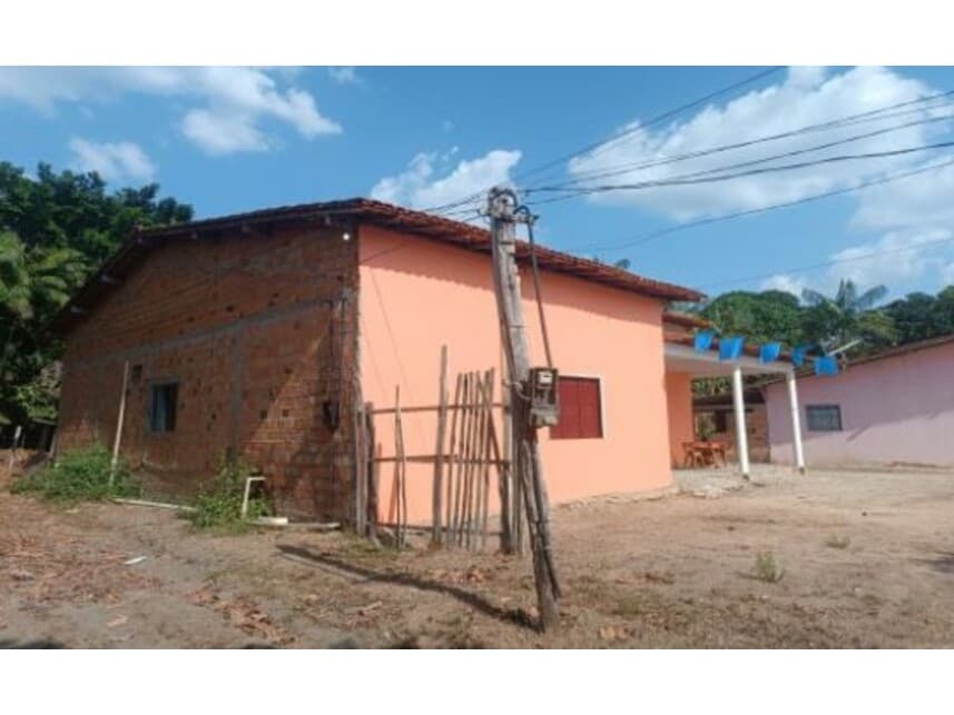 Foto 1 de 2: Casa em leilão em Baião - PA — Casa à venda em leilão