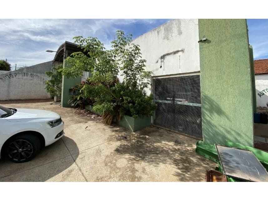 Foto 6 de 8: Imóvel em leilão em Guaiçara - SP — Posto de Combustível à venda em leilão