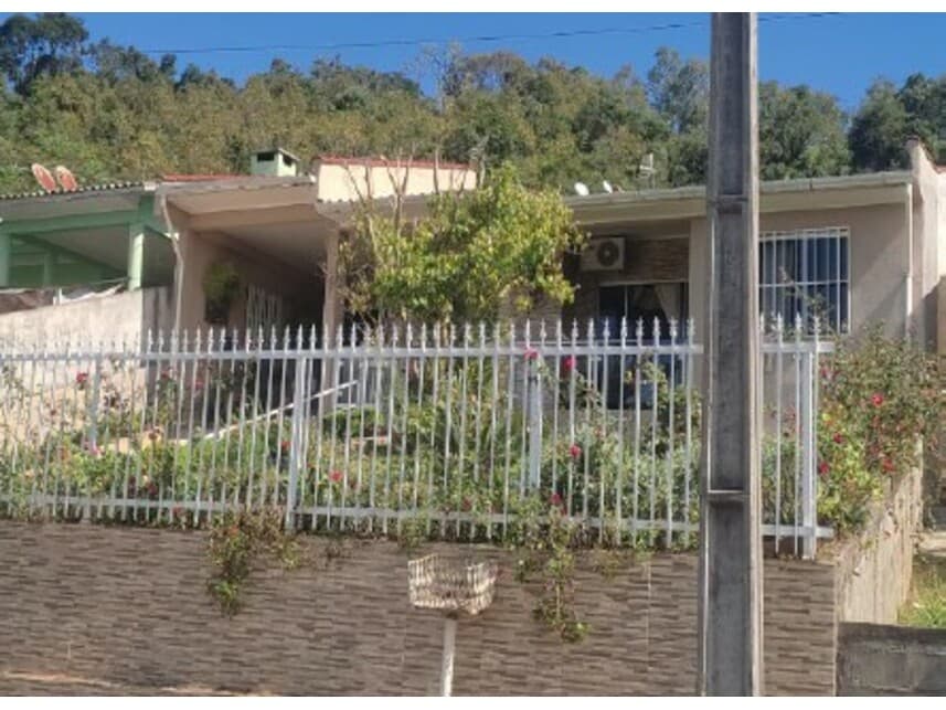 Casa em leilão em Concórdia - SC — Casa à venda em leilão