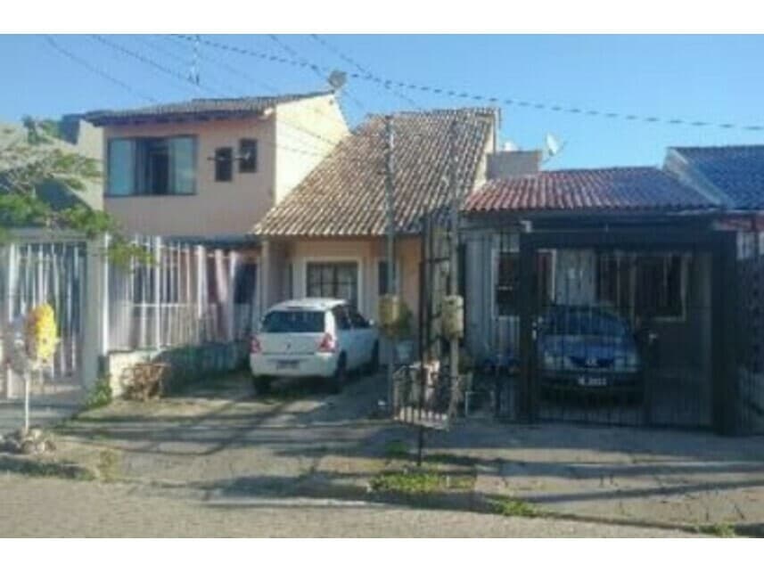Casa em leilão em Porto Alegre - RS — Casa à venda em leilão