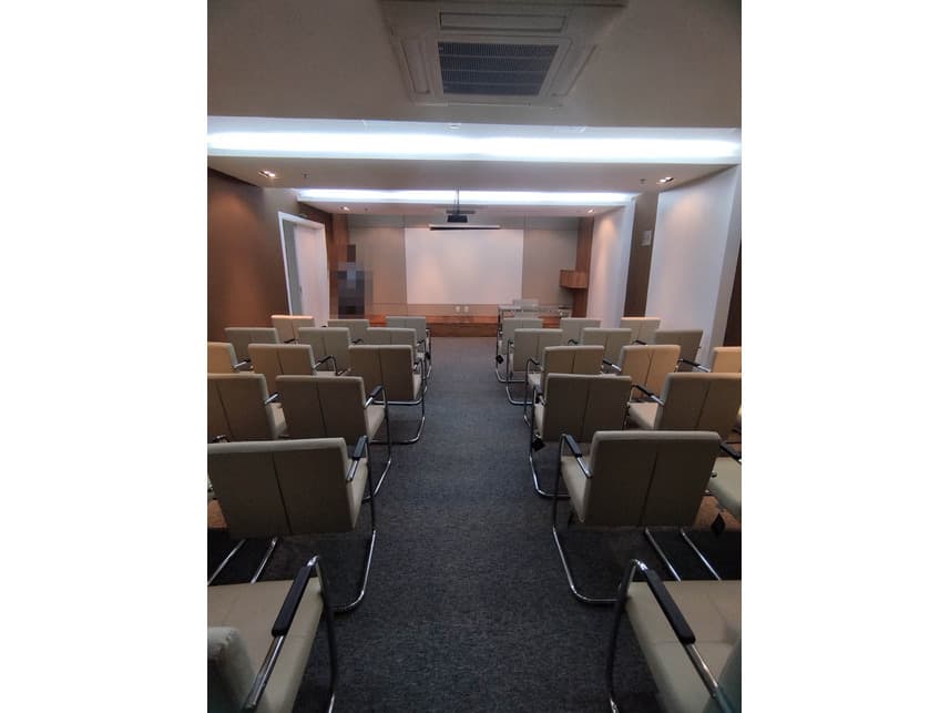 Foto 9 de 20: Comercial em leilão em Itaboraí - RJ — Sala Comercial à venda