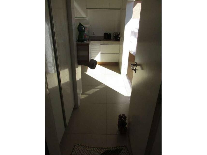 Foto 10 de 13: Casa em leilão em Trindade - GO — Casa à venda em leilão