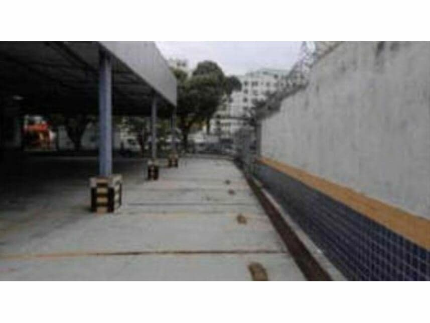 Foto 3 de 9: Comercial em leilão em Niterói - RJ — Imóvel Comercial à venda