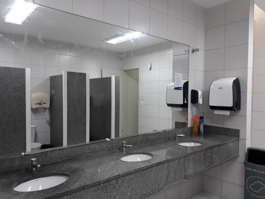Foto 48 de 52: Comercial em leilão em Natal - RN — Prédio Comercial à venda