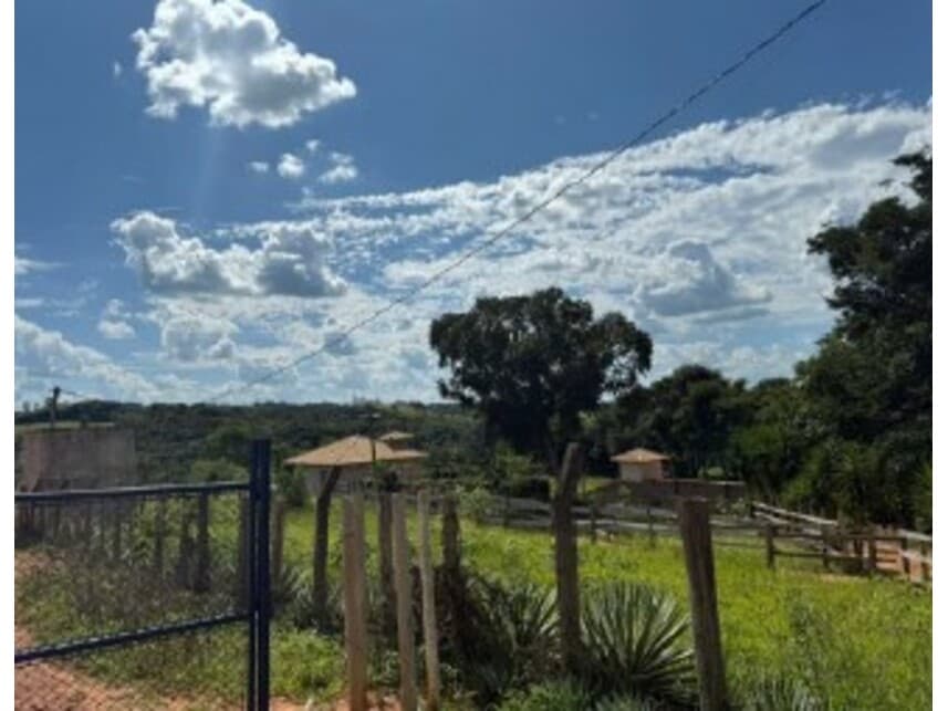 Foto 3 de 4: Casa em leilão em Bom Sucesso - MG — Casa à venda em leilão