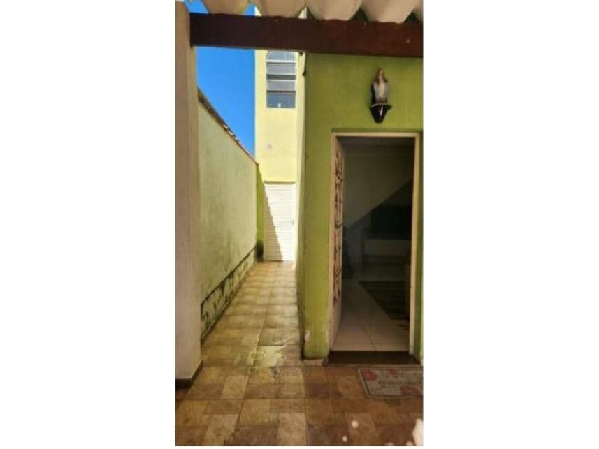 Foto 27 de 28: Casa em leilão em Taubaté - SP — Sobrados à venda em leilão