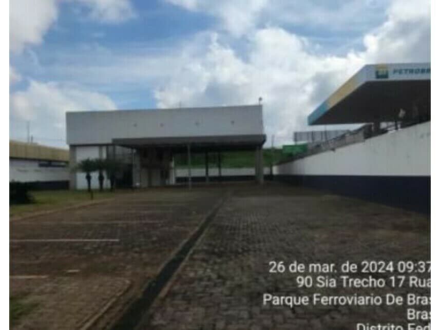Foto 12 de 15: Comercial em leilão em Brasília - DF — Imóvel Comercial à venda