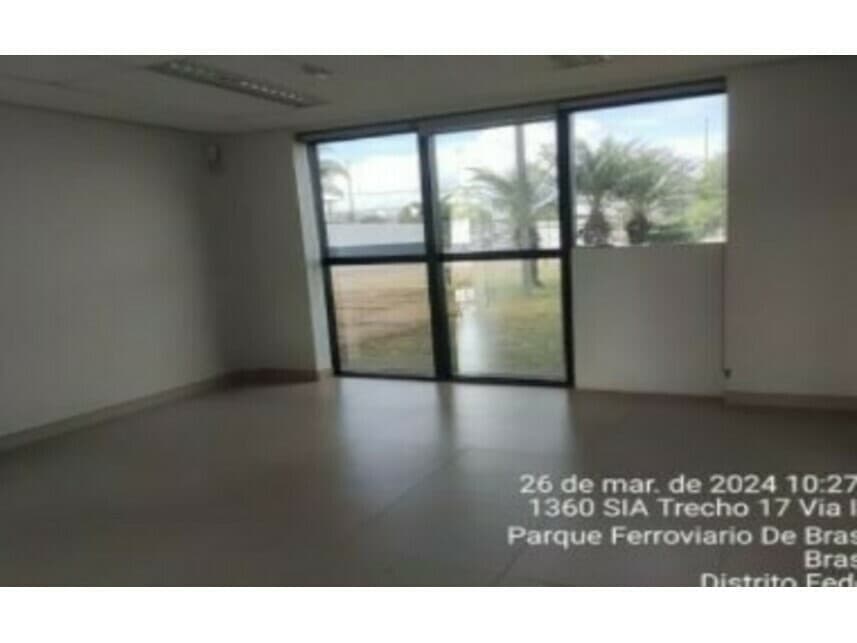Foto 11 de 15: Comercial em leilão em Brasília - DF — Imóvel Comercial à venda