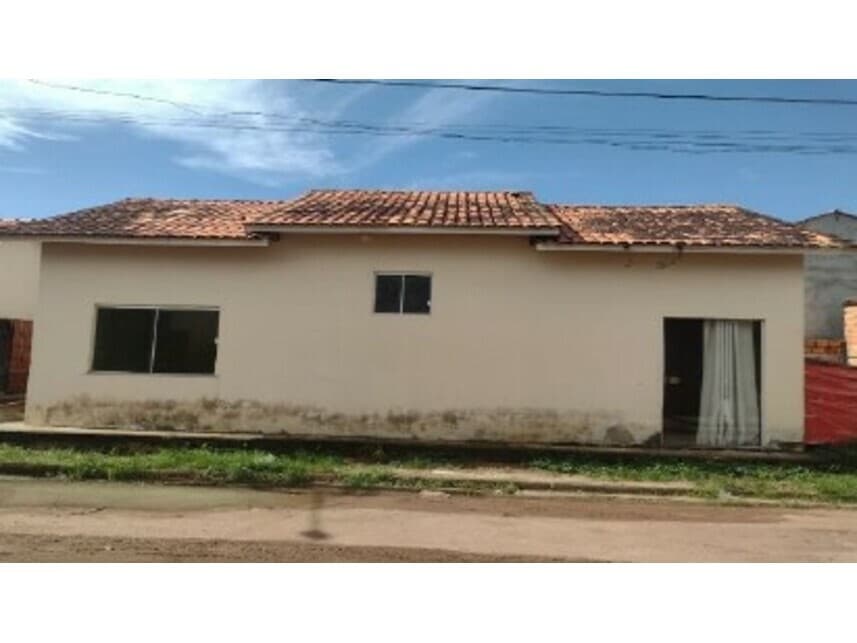 Casa em leilão em Mãe Do Rio - PA — Casa à venda em leilão