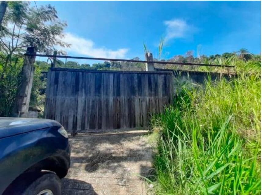 Foto 1 de 21: Casa em leilão em Magé - RJ — Casa à venda em leilão