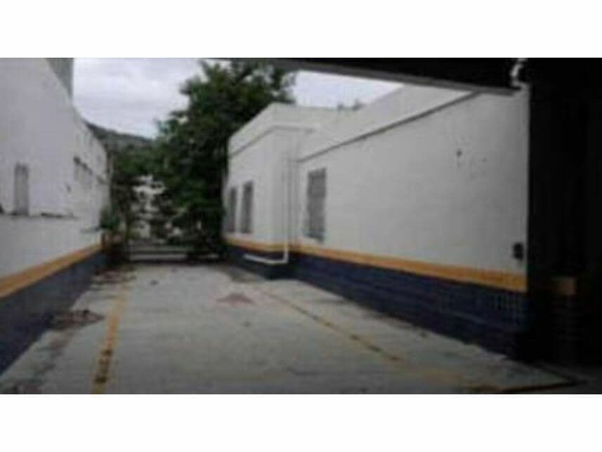 Foto 7 de 9: Comercial em leilão em Niterói - RJ — Imóvel Comercial à venda