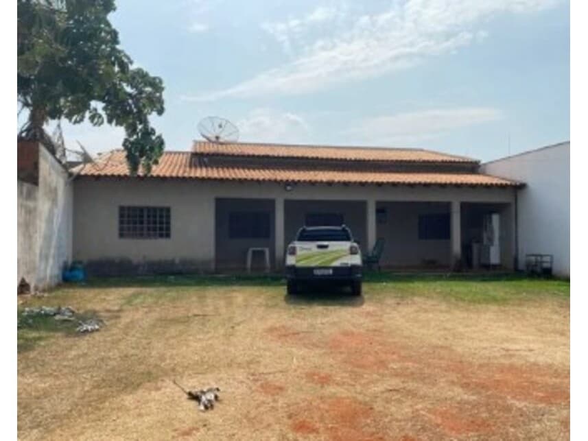 Foto 2 de 3: Casa em leilão em Sidrolândia - MS — Casa à venda em leilão
